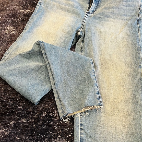 Abercrombie & Fitch Denim - Stylish Light Blue Denim Jeans